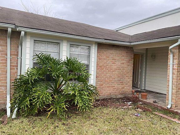 2nd image of 6806 Caddo Lake Ln