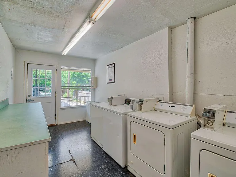 On-site Laundry Facility