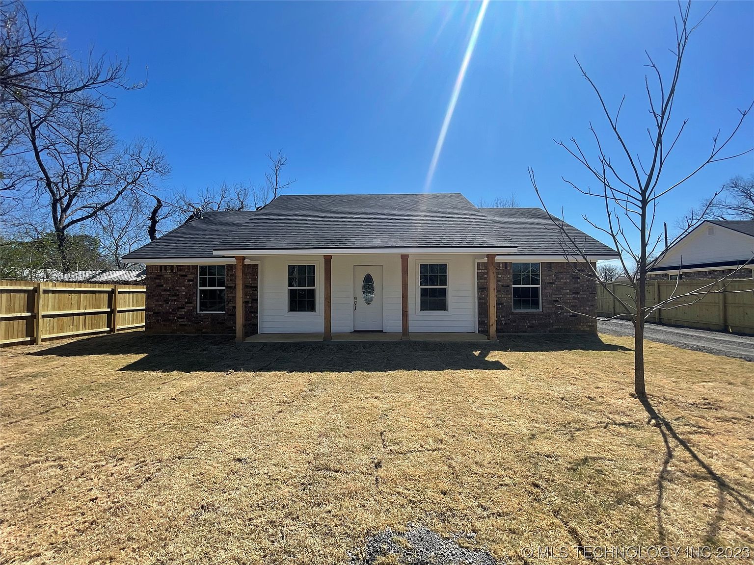 311 S 3rd St, Calera, OK 74730 Zillow