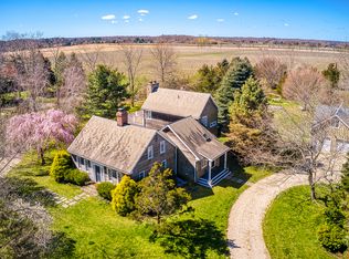 1360 S Harbor Rd, Southold, NY 11971