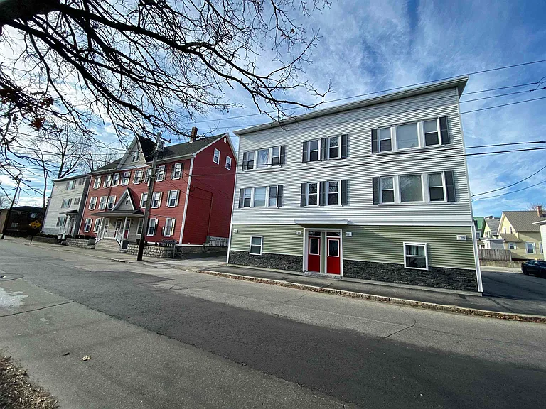 133 2nd St #2S — Photo 4