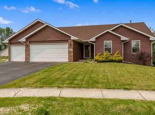 3218 Grand Cape Ct, Rockford, IL 61109