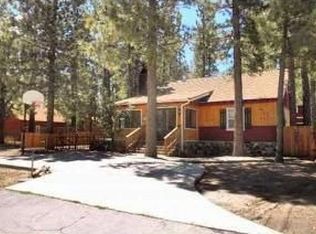 824 E Fairway Blvd, Big Bear City, CA 92314