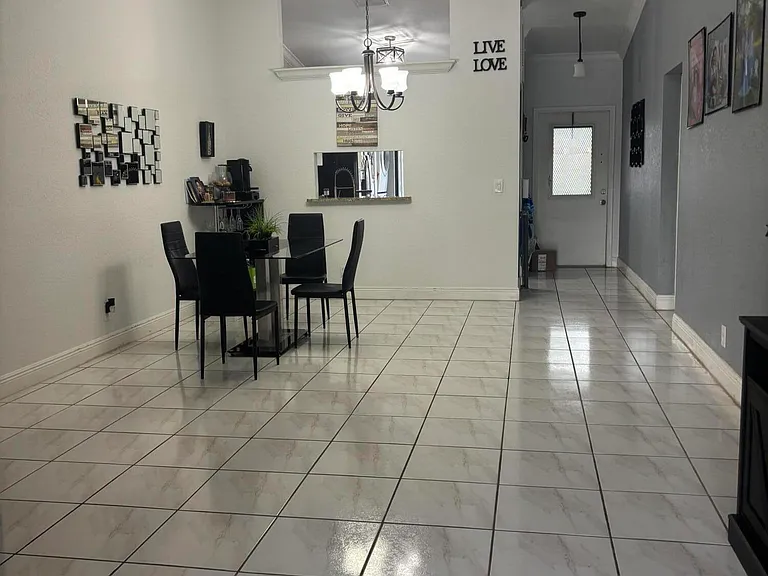 633 Sea Pine Way #C — Photo 32