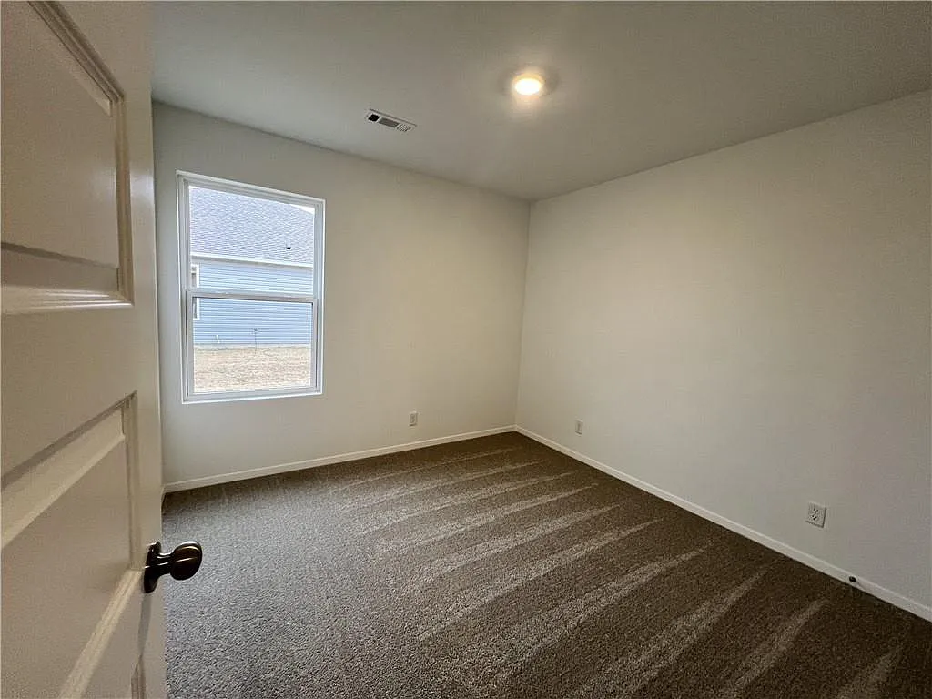 2820 Evans Street - 1 — Photo 4