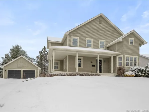 454 Vanier St, Dieppe, NB E1A 6X3