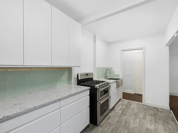 860 Grand Concourse image 9 of 12