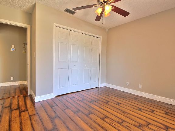 5th image of 1160 NW 22nd Ave