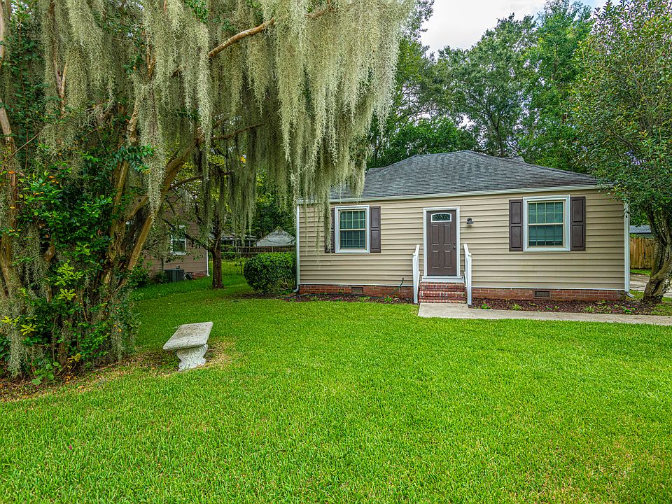 1st image of 4730 Brookside Dr