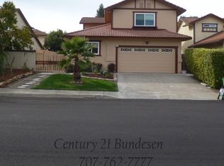 926 Hacienda Cir, Rohnert Park, CA 94928