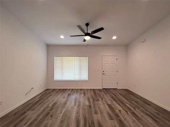 4th image of 11 Malauka Loop Pl