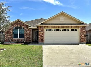 115 Flint Rock Ct, Victoria, TX 77904