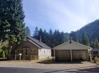 4 Dairy Rd, Wallace, ID 83873