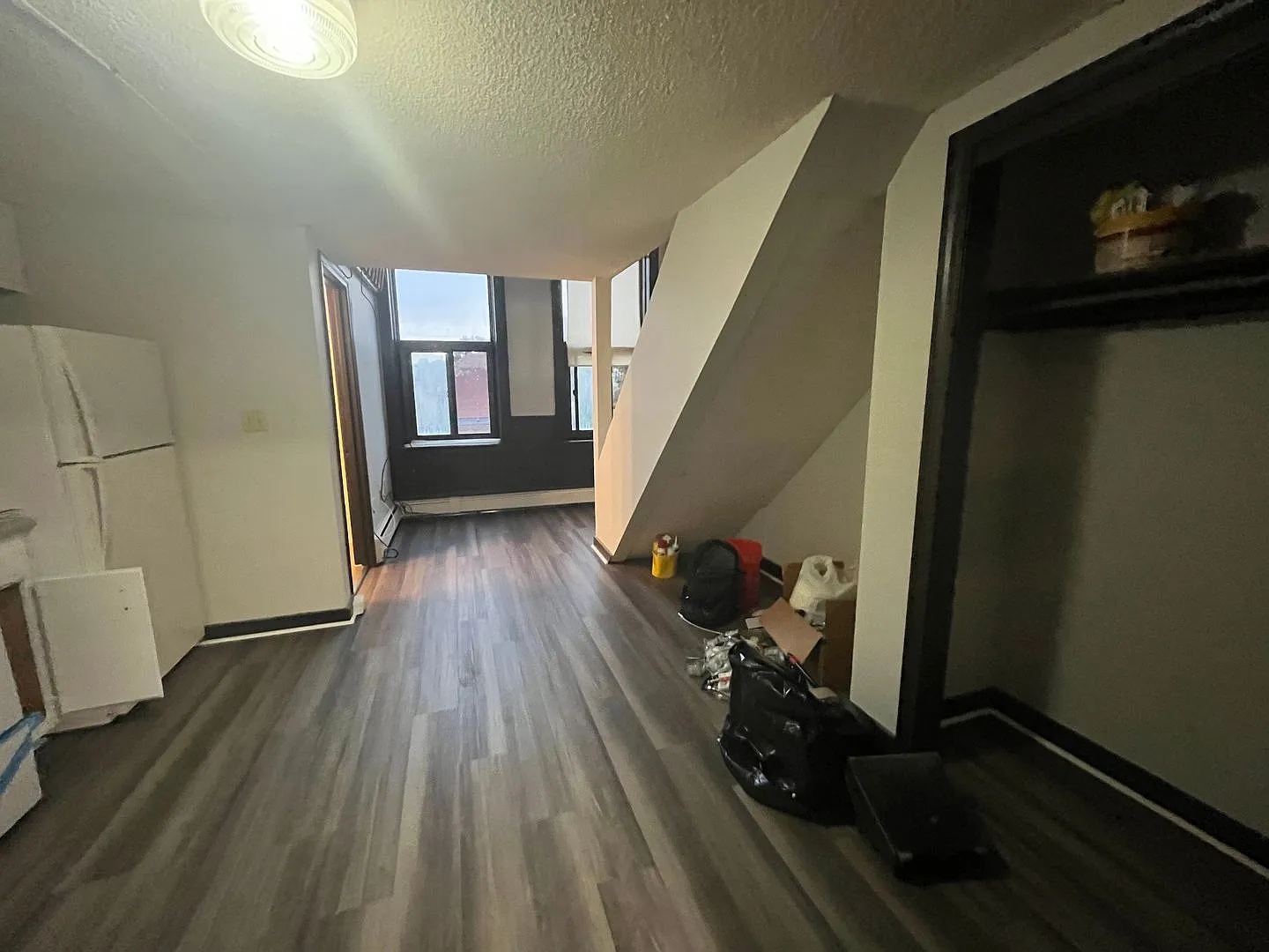 2 Bed 1 Bath in Marlborough — Photo 2