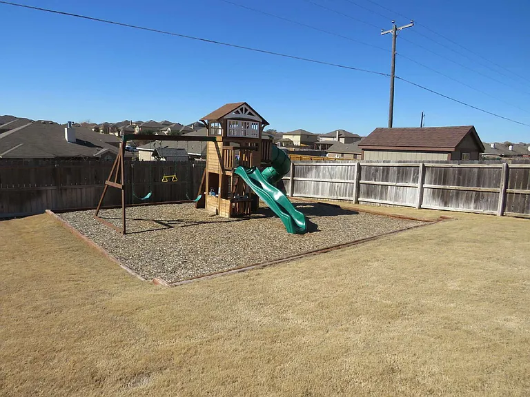 9805 Kaitlyn Dr — Photo 30