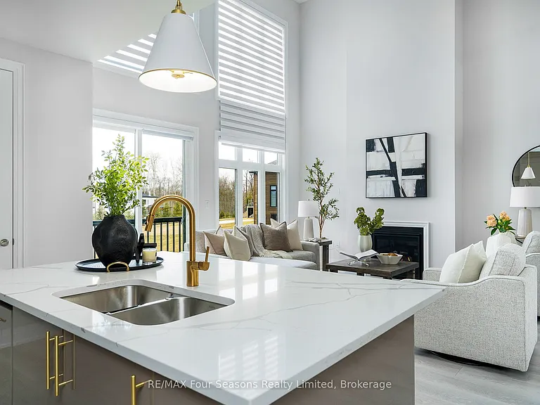 95 Goldie Ct — Photo 12