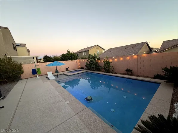 4543 Amberley Ridge Ave N, Las Vegas, NV 89115