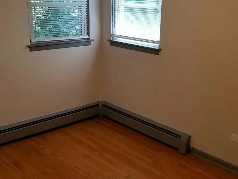 4940 Egandale Ave #2E — Photo 14