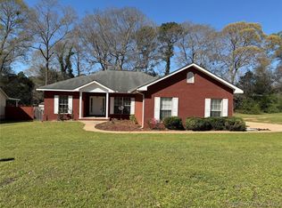 2824 Morningdove Way, Enterprise, AL 36330