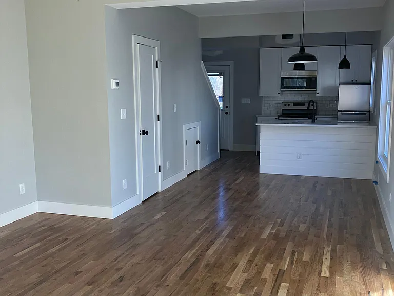 12 Ivy St — Photo 5