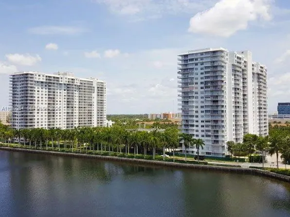 2851 NE 183rd St, Aventura, FL