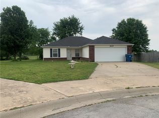 2625 D J Duvall Dr, Pea Ridge, AR 72751