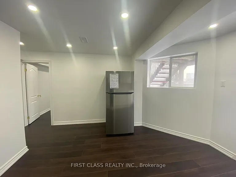 1716 Arborwood Dr — Photo 7