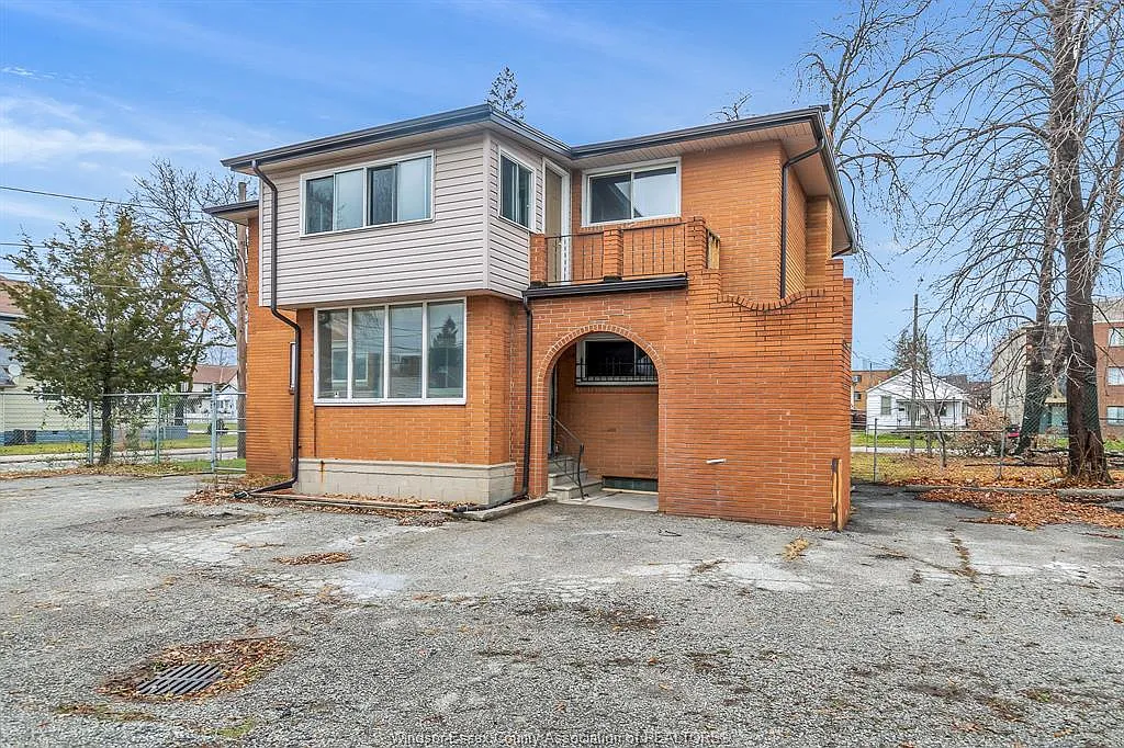Building Photo - 509 Aylmer Ave #MAIN