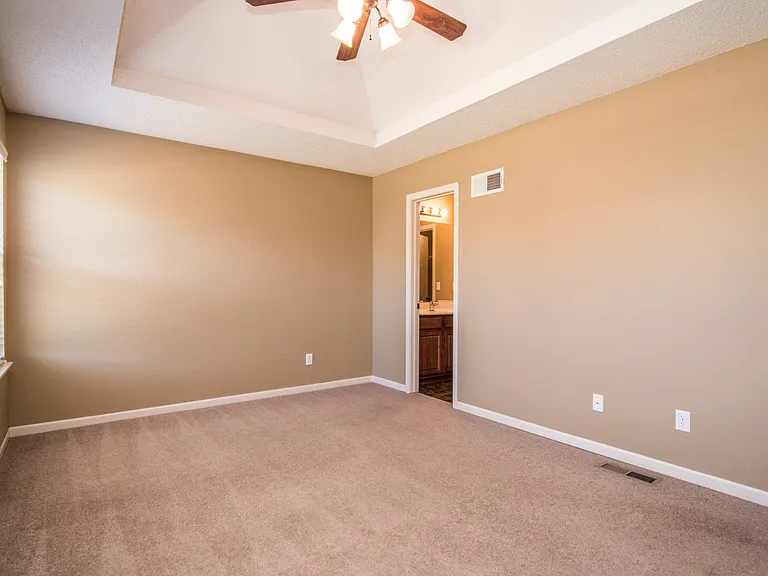 Bennington Park Townhomes — Photo 59