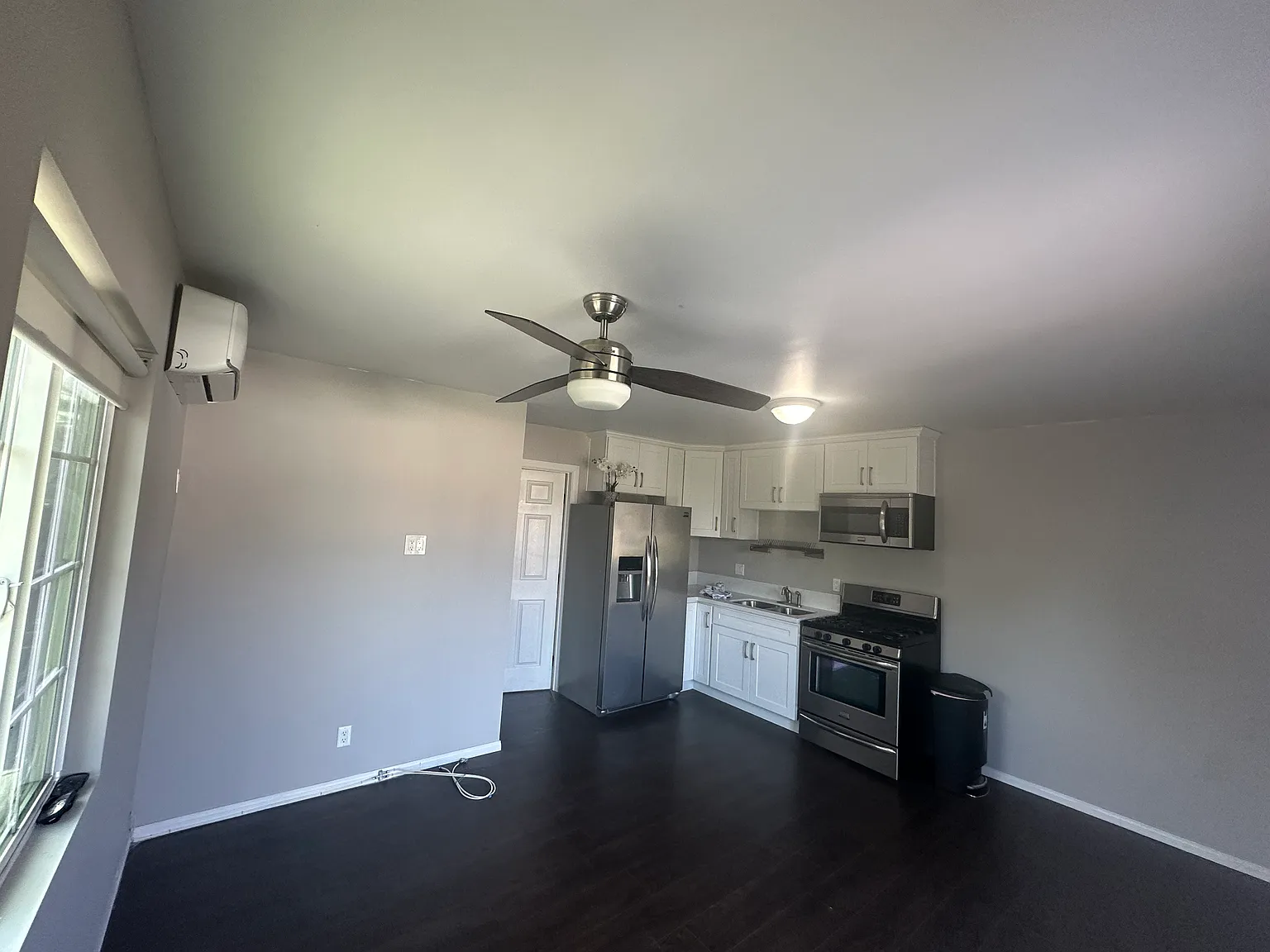 7653 N Claybeck Ave — Photo 3