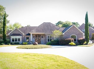 4944 Westridge Park W, Lake Charles, LA 70605