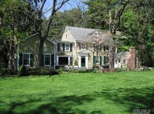 1254 Cedar Swamp Rd, Glen Head, NY 11545