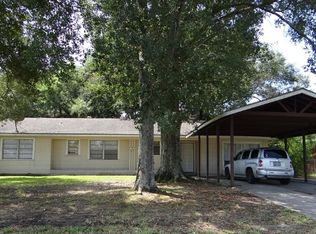 8495 Newfield Ln, Beaumont, TX 77707
