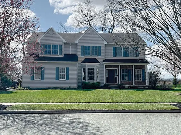 212 Mill Race Dr, Easton, PA 18045