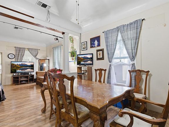 5th image of 436 Teegarden Ave