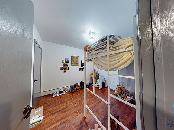 5th image of 371 Kosciuszko St #2