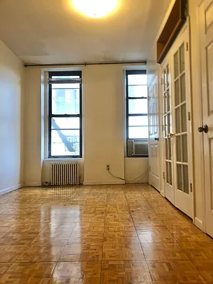 Rented by Oxford Property Group | media 86