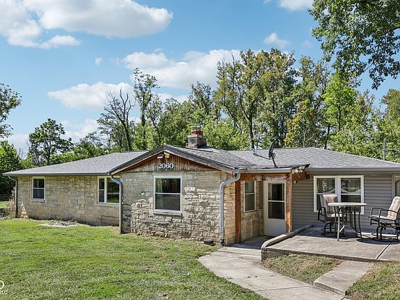 3rd image of 2060 Lick Creek Dr