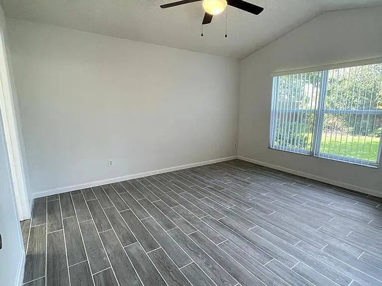 8231 Fort Thomas Way — Photo 8