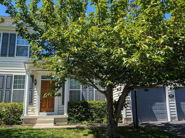 67 Augustine Ct, Kearneysville, WV 25430