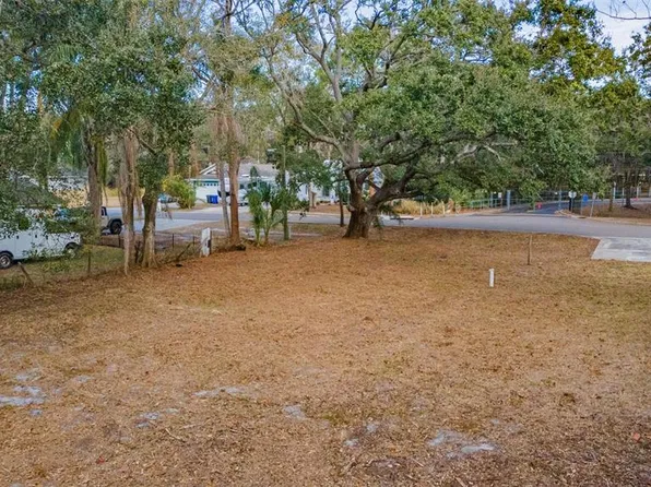 503 BUCKINGHAM AVENUE W LOT 0130, OLDSMAR, FL 34677
