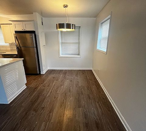 5th image of 2130 N Cameron St #2130