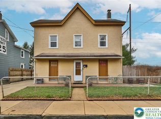 112 N Main St, Ambler, PA 19002