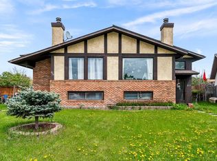 319 SW Templemont Pl NE, Calgary, AB T1Y5A7
