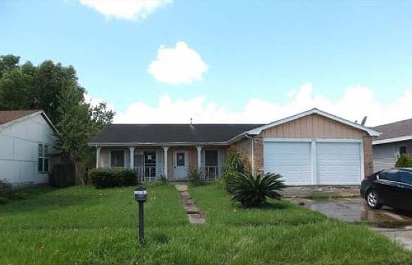 1st image of 3152 Barbwood Dr