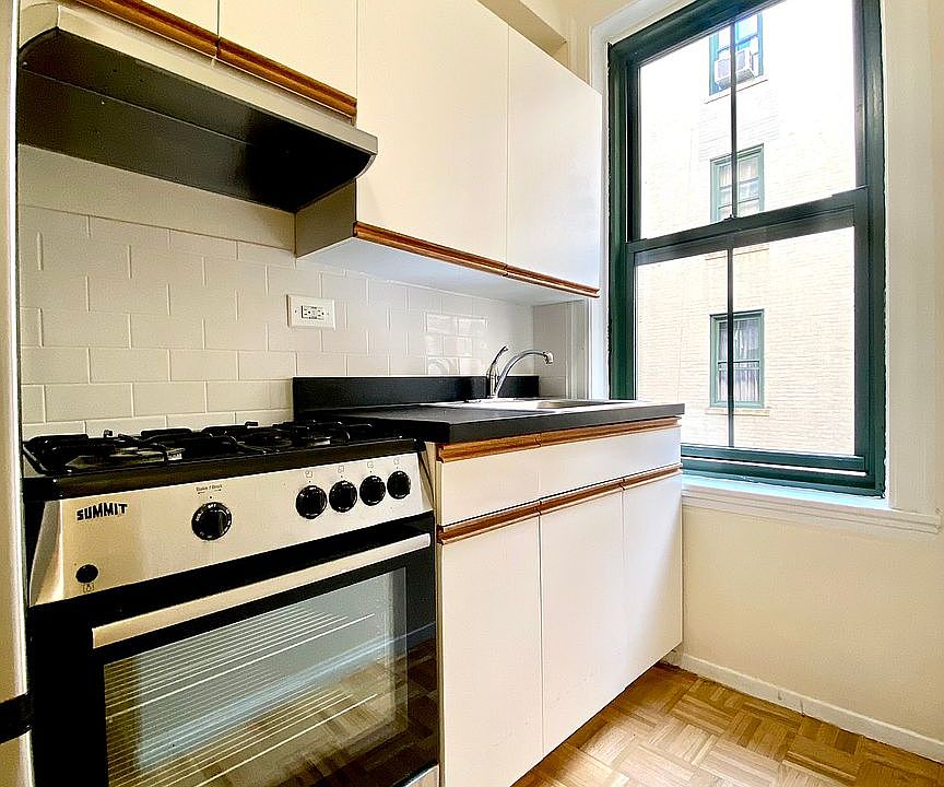 1st image of 542 E 79th St APT 4T