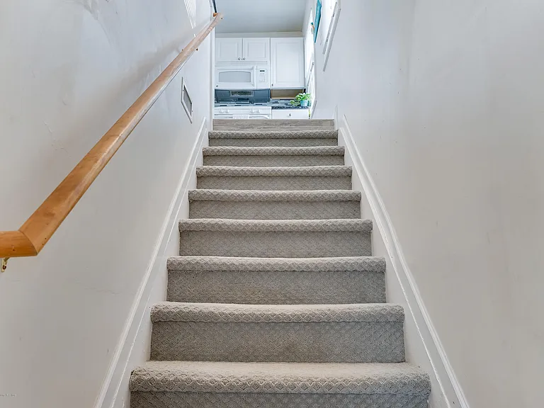 511 8th Ave #REAR — Photo 4