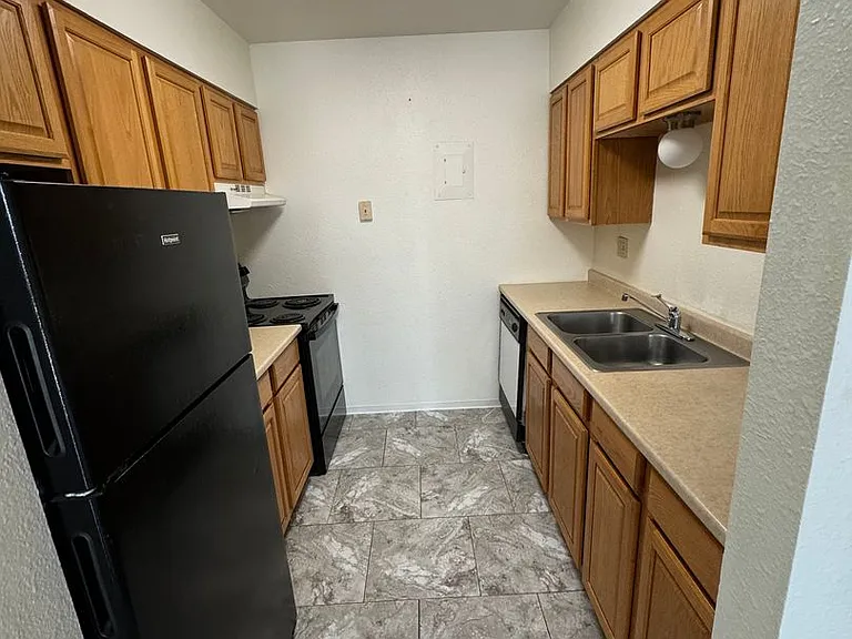 4610 Picturesque Ct. — Photo 7