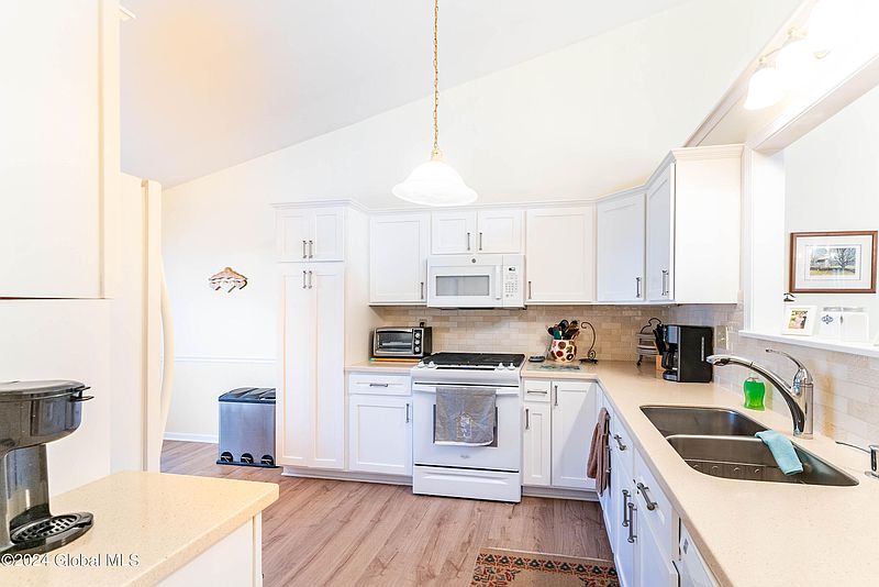 5th image of 78 Harvard Road