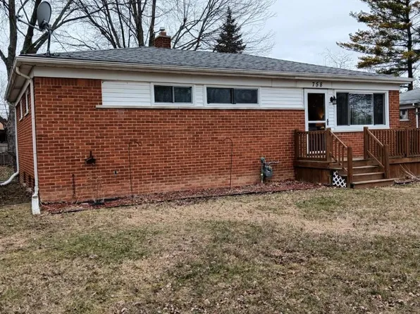 758 Carolina, Marysville, MI 48040